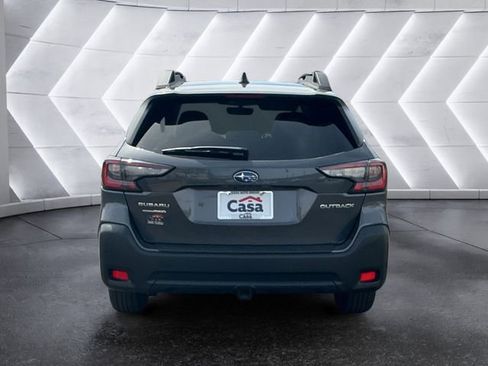 Used 2025 Subaru Outback Premium AWD/4WD image 9