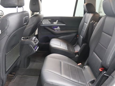 Used 2020 Mercedes-Benz GLS 450 4MATIC image 13