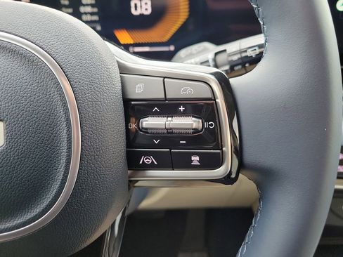 New 2026 Kia Carnival EX image 28