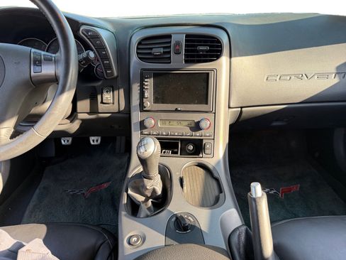 Used 2007 Chevrolet Corvette Coupe w/ Preferred Equipment Group image 10