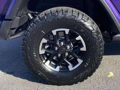 New 2026 Jeep Wrangler Unlimited Rubicon AWD/4WD image 8