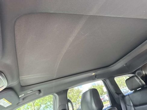 Used 2019 Honda CR-V Touring image 22