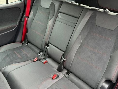 Used 2024 Mercedes-Benz GLB 35 AMG 4MATIC image 18
