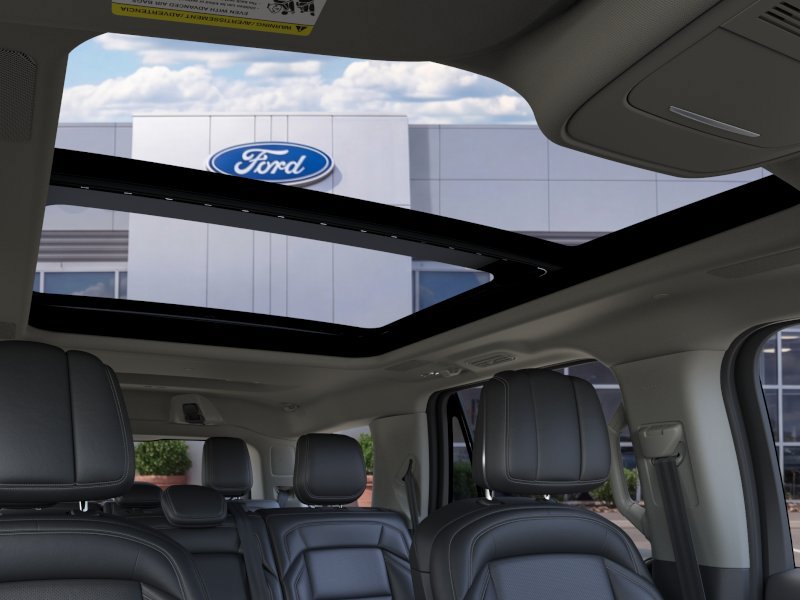 New 2025 Lincoln Navigator Reserve AWD/4WD image 22
