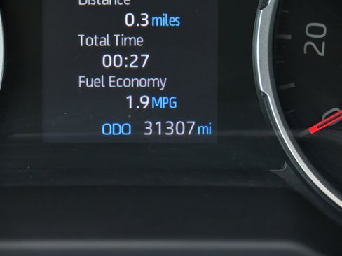 Used 2022 Toyota RAV4 XLE Premium image 21