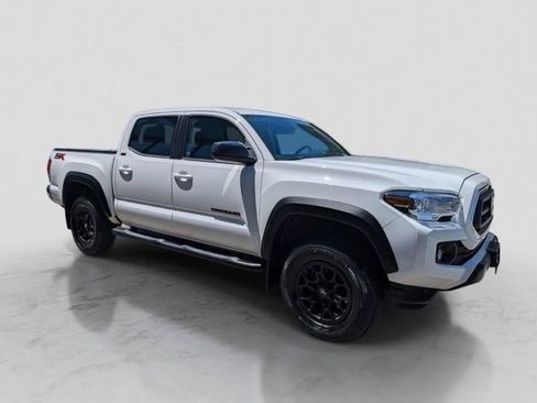 Used 2023 Toyota Tacoma SR5 w/ SX Package AWD/4WD image 5