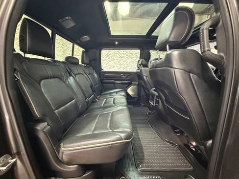 Used 2019 RAM 1500 Limited RWD image 11