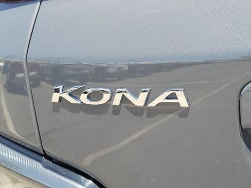 Used 2023 Hyundai Kona Limited FWD image 30