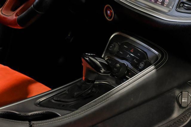 Used 2018 Dodge Challenger SRT Hellcat RWD image 25