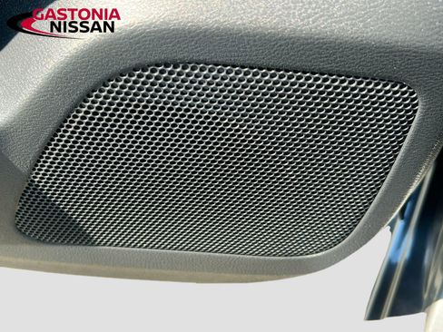 Used 2025 Nissan Versa S w/ Trunk Package image 32