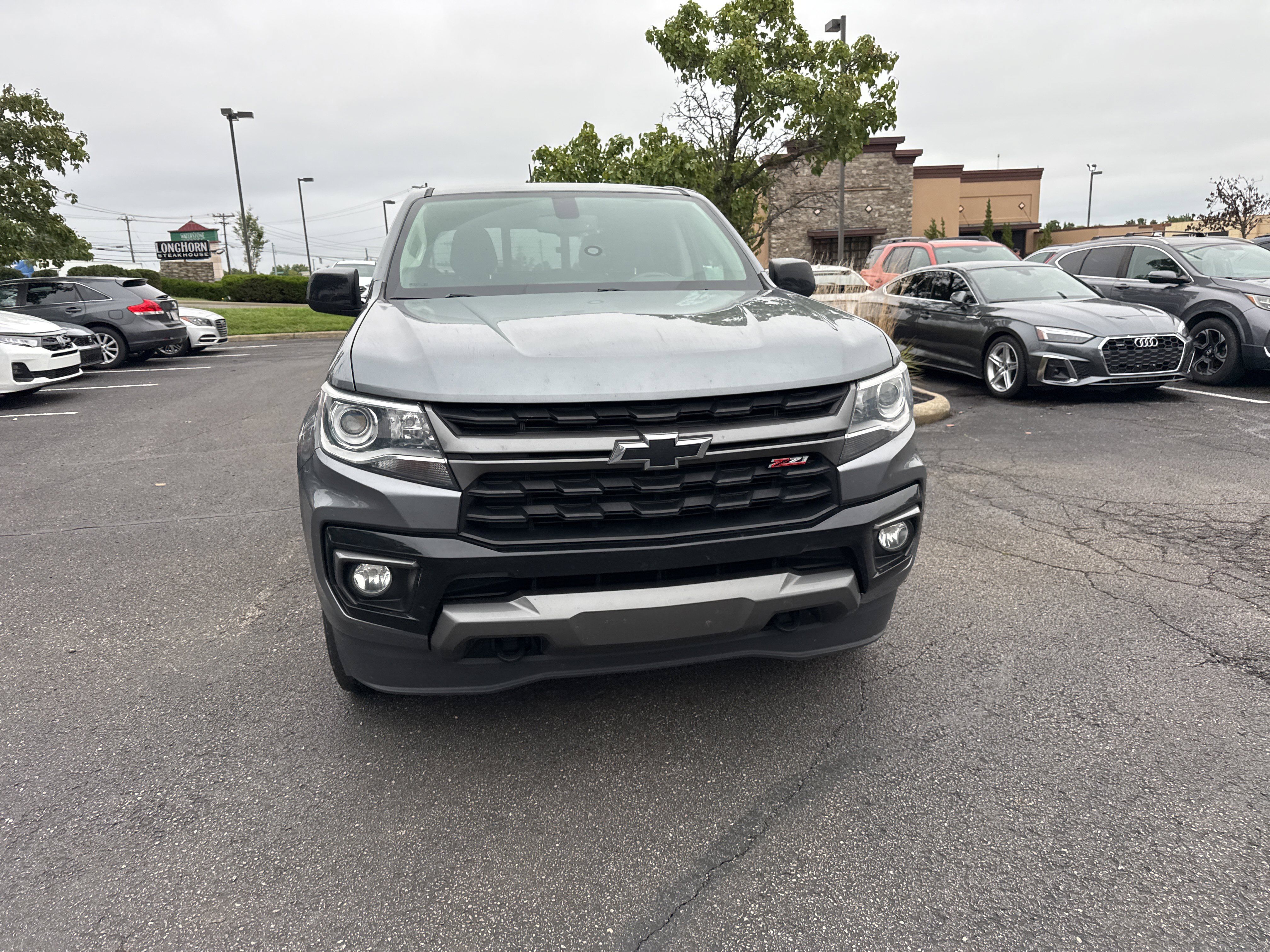 Used 2022 Chevrolet Colorado Z71 AWD/4WD image 15