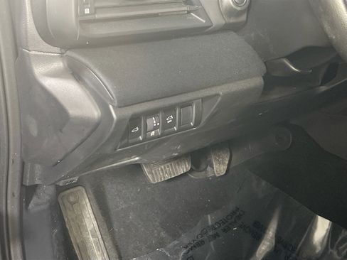 Used 2023 Subaru Outback Premium image 10