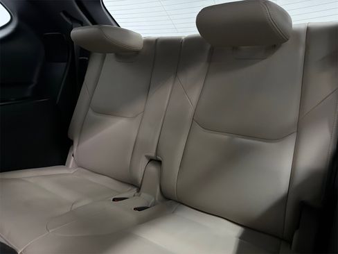 Used 2019 MAZDA CX-9 Grand Touring image 17