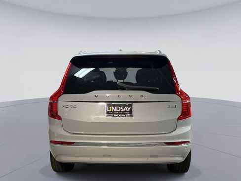 Used 2024 Volvo XC90 B6 Plus w/ Protection Package Premier AWD/4WD image 11