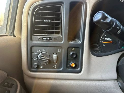 Used 2003 Chevrolet Silverado 1500 LS RWD image 11