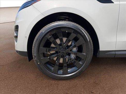 New 2026 Land Rover Range Rover Sport SE AWD/4WD image 9