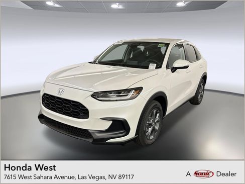 New 2026 Honda HR-V LX image 1