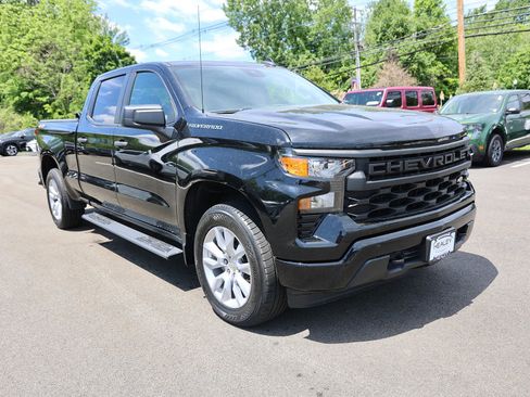 Used 2023 Chevrolet Silverado 1500 Custom AWD/4WD image 1