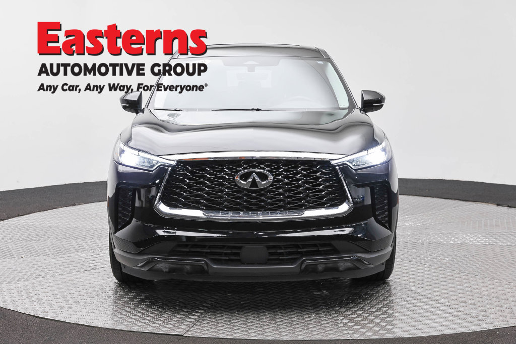 Used 2023 INFINITI QX60 Pure AWD/4WD image 3