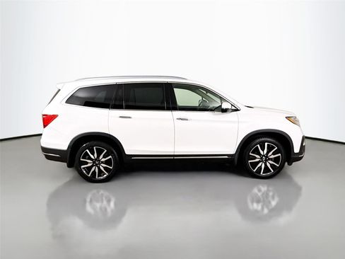 Used 2022 Honda Pilot Touring image 18