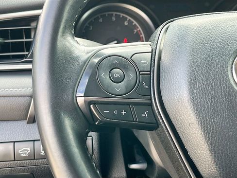 Used 2024 Toyota Camry SE w/ Convenience Package image 33