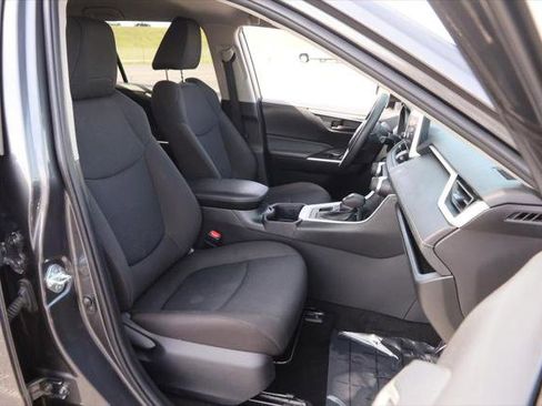 Certified 2023 Toyota RAV4 LE image 25