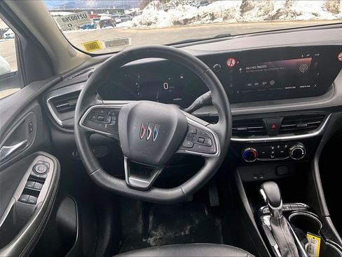 Used 2024 Buick Encore GX Sport Touring image 17