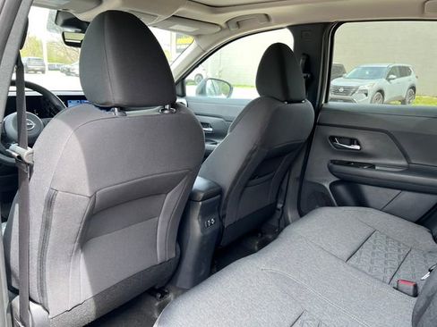 New 2026 Nissan Kicks SV w/ SV Premium Package AWD/4WD image 27
