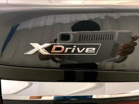 Certified 2023 BMW 760i xDrive w/ Executive Package AWD/4WD image 29