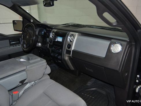 Used 2014 Ford F150 XLT w/ XLT Chrome Package AWD/4WD image 12