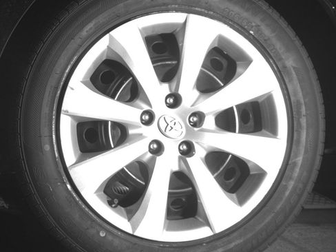 Used 2025 Toyota Corolla LE FWD image 11