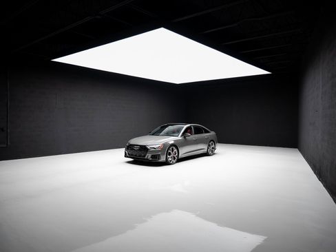 Used 2024 Audi S6 Premium Plus w/ Premium Plus Package image 86