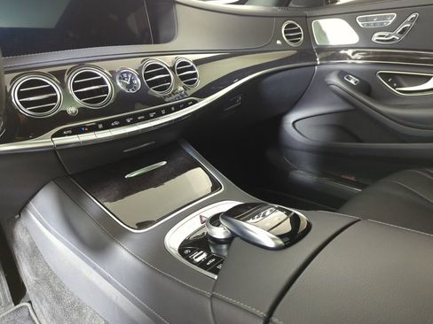 Used 2018 Mercedes-Benz S 450 Sedan image 19