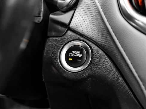 Used 2019 Chevrolet Equinox Premier image 25