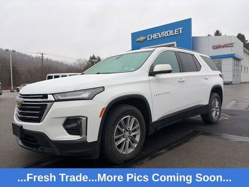 Used 2023 Chevrolet Traverse LT image 1