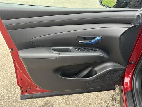 New 2025 Hyundai Tucson SEL image 10