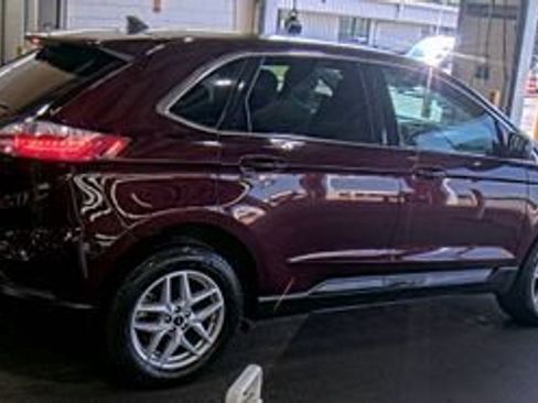 Used 2023 Ford Edge SEL w/ Convenience Package AWD/4WD image 4