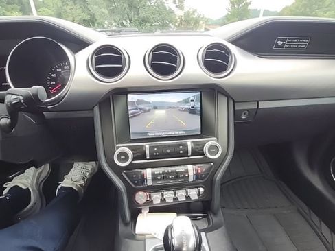 Used 2020 Ford Mustang Premium RWD image 10