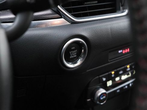 Used 2022 MAZDA CX-5 Carbon Edition image 37