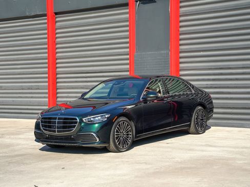 Used 2023 Mercedes-Benz S 500 4MATIC image 1