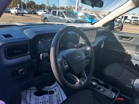 New 2025 Ford Maverick XLT w/ Black Appearance Package image 47