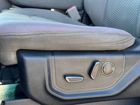 Used 2018 Ford F150 XLT w/ Equipment Group 302A Luxury RWD image 33