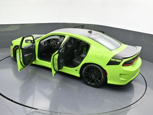 Used 2023 Dodge Charger Scat Pack w/ Daytona Edition Group image 43