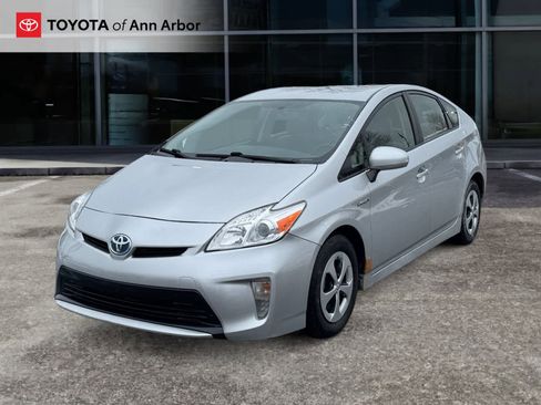 Used 2014 Toyota Prius Two image 7