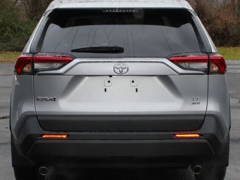 New 2025 Toyota RAV4 LE image 6