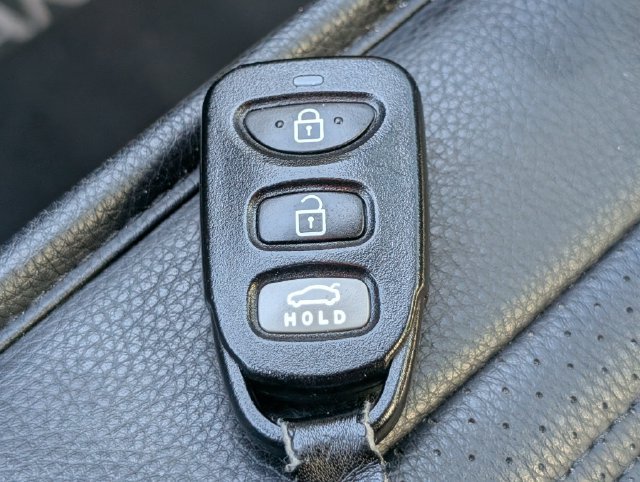 Used 2020 Hyundai Elantra SE w/ Cargo Package (C1) FWD image 25