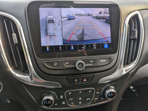 Used 2022 Chevrolet Equinox LT AWD/4WD image 14