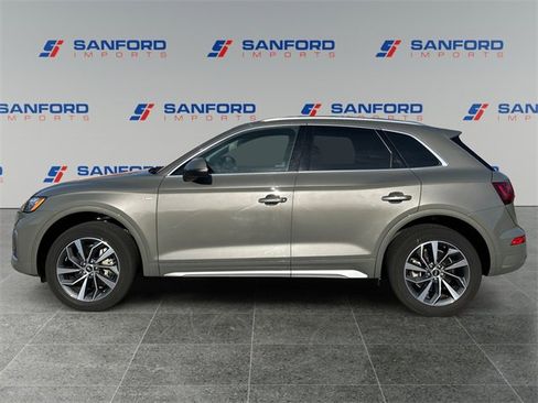 Used 2023 Audi Q5 2.0T Premium Plus w/ Premium Plus Package image 2