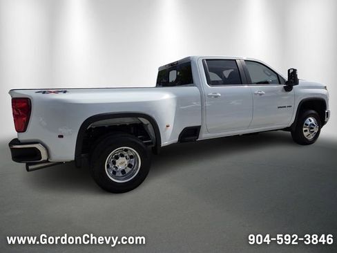 New 2026 Chevrolet Silverado 3500 LT w/ All Star Edition image 7