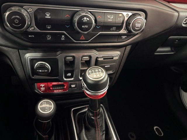 Used 2020 Jeep Wrangler Rubicon AWD/4WD image 18